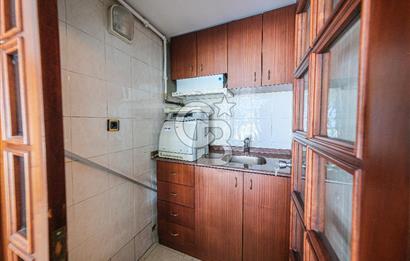BAHRİYE CADDESİ ÜZERİNDE 700 m2 KOMPLE SATILIK TİCARİ BİNA
