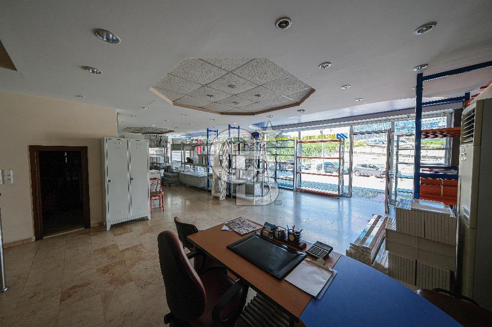 BAHRİYE CADDESİ ÜZERİNDE 700 m2 KOMPLE SATILIK TİCARİ BİNA