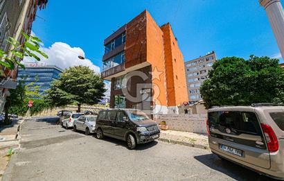 BAHRİYE CADDESİ ÜZERİNDE 700 m2 KOMPLE SATILIK TİCARİ BİNA