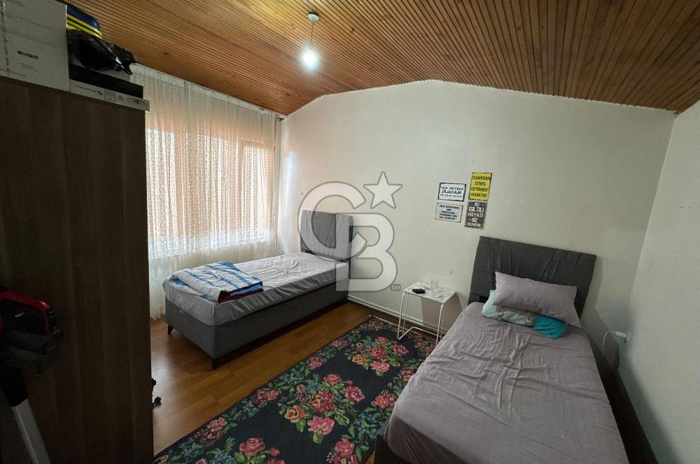 ERDOĞDUDA SATILIK 2+1 ÇATI KATI FIRSAT DAİRE