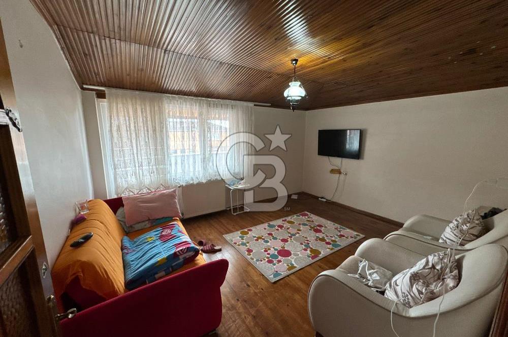 ERDOĞDUDA SATILIK 2+1 ÇATI KATI FIRSAT DAİRE