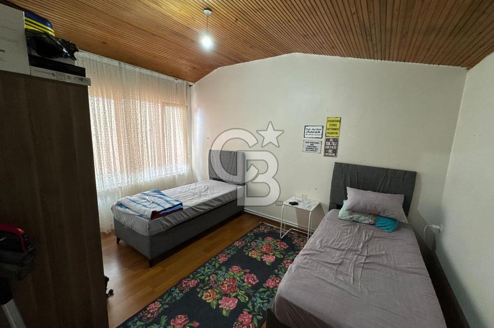 ERDOĞDUDA SATILIK 2+1 ÇATI KATI FIRSAT DAİRE