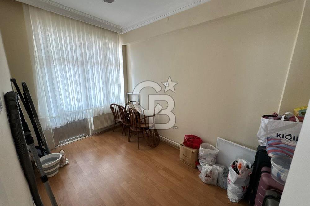 ERDOĞDUDA SATILIK 2+1 ÇATI KATI FIRSAT DAİRE