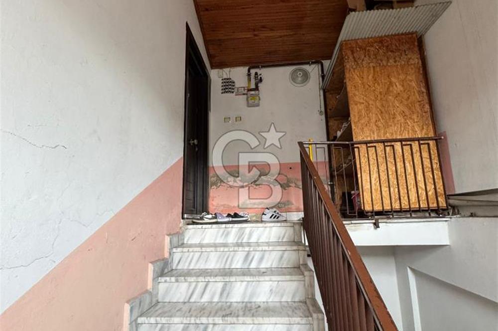 ERDOĞDUDA SATILIK 2+1 ÇATI KATI FIRSAT DAİRE