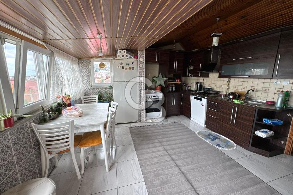 ERDOĞDUDA SATILIK 2+1 ÇATI KATI FIRSAT DAİRE