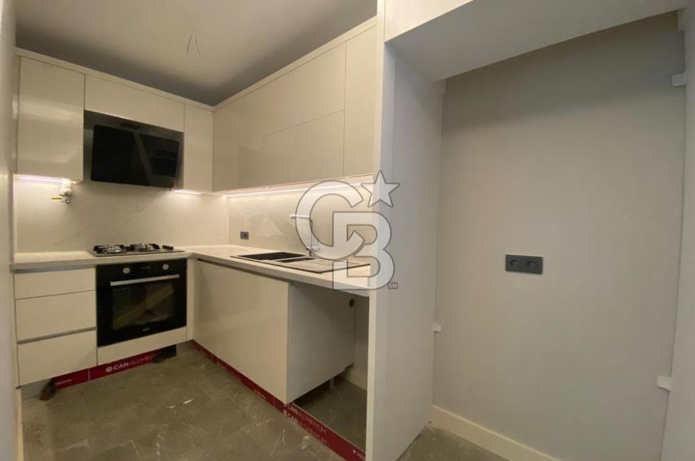 Camikebir'de Villa ve Siteler Bölgesinde 3+1 Köşe Villa