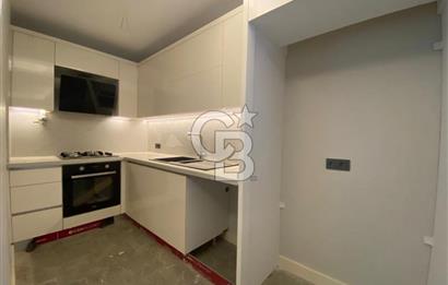 Camikebir'de Villa ve Siteler Bölgesinde 3+1 Köşe Villa