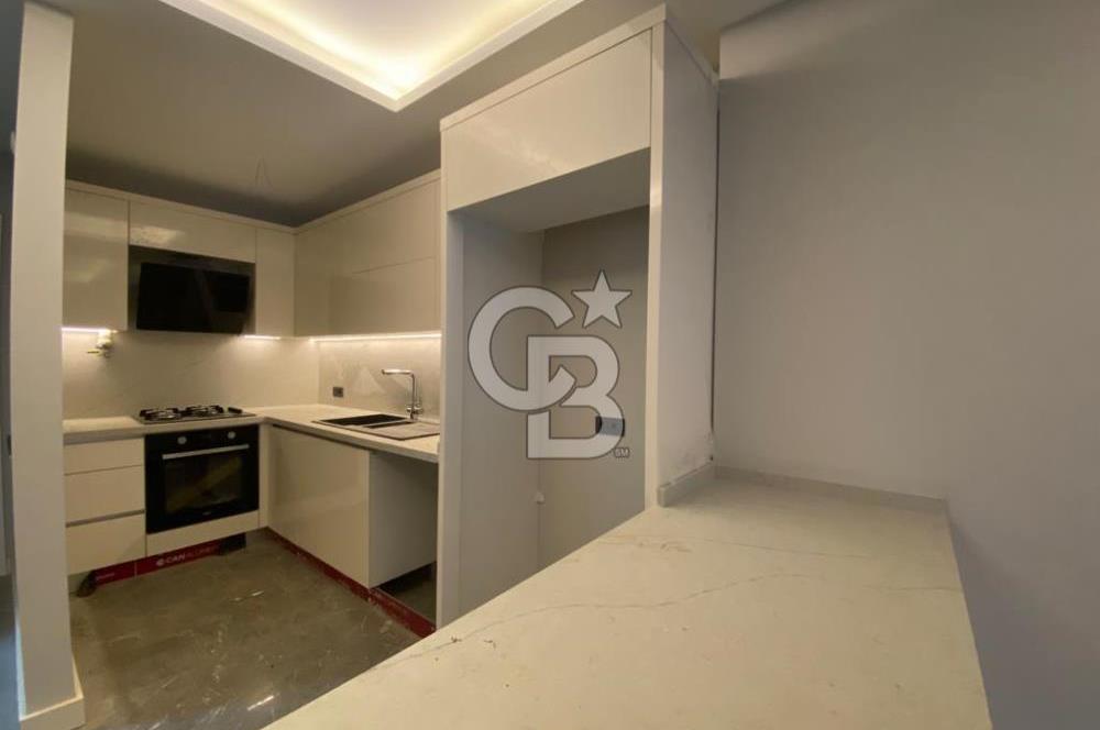 Camikebir'de Villa ve Siteler Bölgesinde 3+1 Köşe Villa