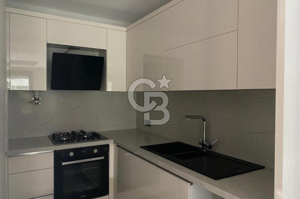 Camikebir'de Villa ve Siteler Bölgesinde 3+1 Köşe Villa