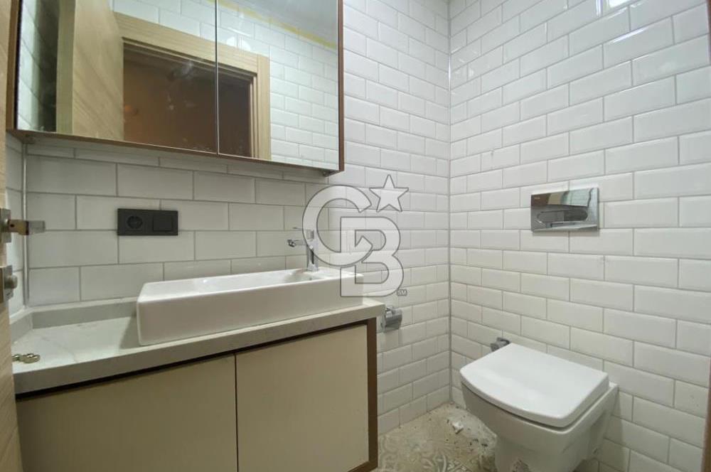 Camikebir'de Villa ve Siteler Bölgesinde 3+1 Köşe Villa