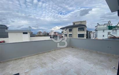 Camikebir'de Villa ve Siteler Bölgesinde 3+1 Köşe Villa