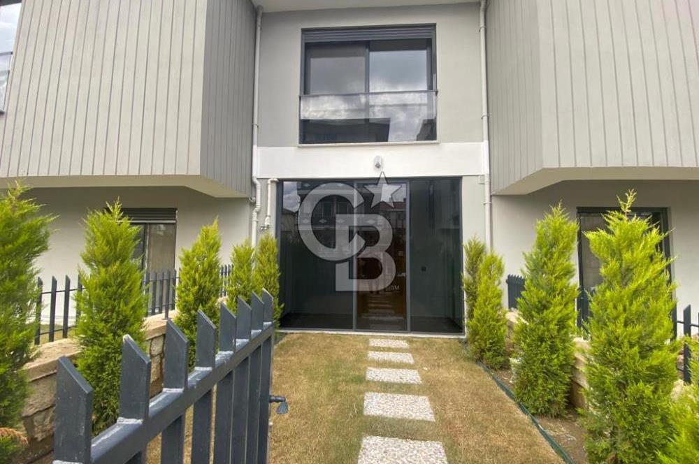 Camikebir'de Triplex 3+1 Kışbahçeli Villa