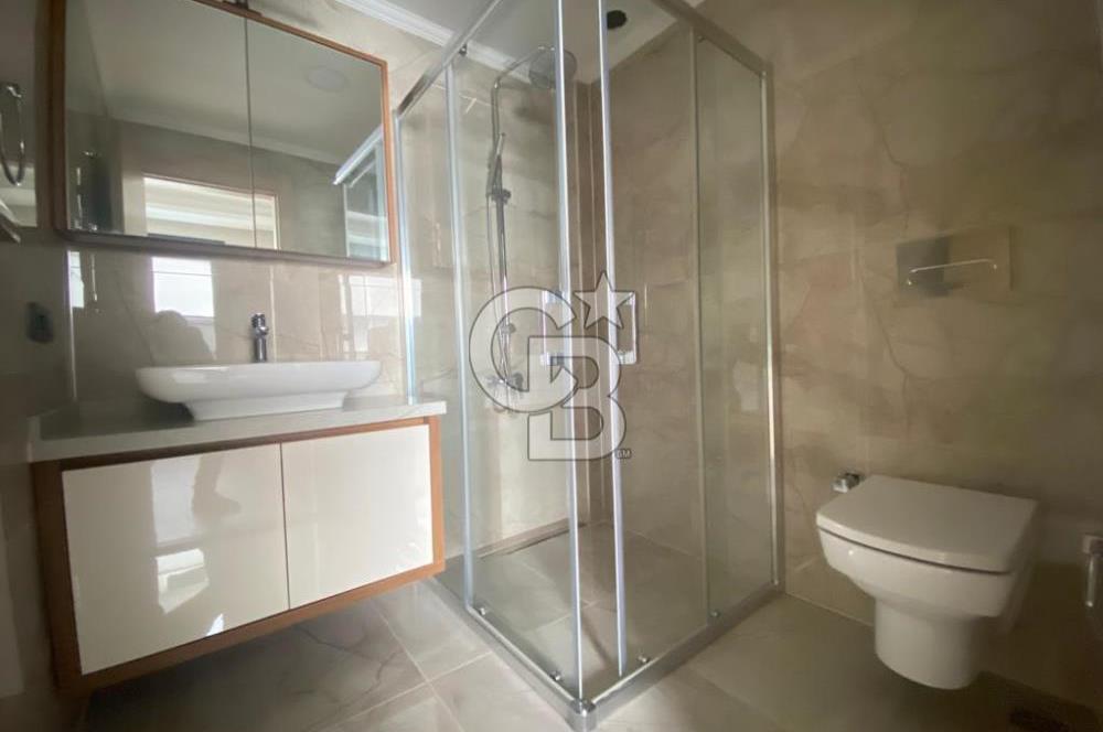 Camikebir'de Triplex 3+1 Kışbahçeli Villa