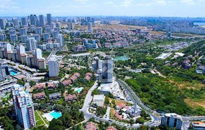 Bahçeşehir Şelale Villaların'da Satılık 5+2 villa