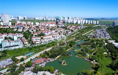 Bahçeşehir Şelale Villaların'da Satılık 5+2 villa