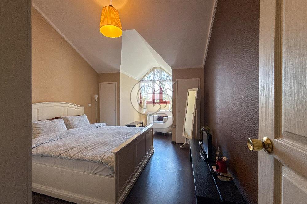 Bahçeşehir Şelale Villaların'da Satılık 5+2 villa
