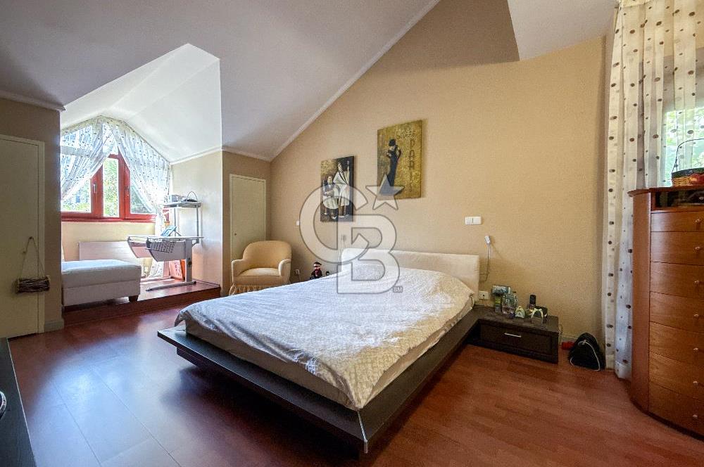 Bahçeşehir Şelale Villaların'da Satılık 5+2 villa
