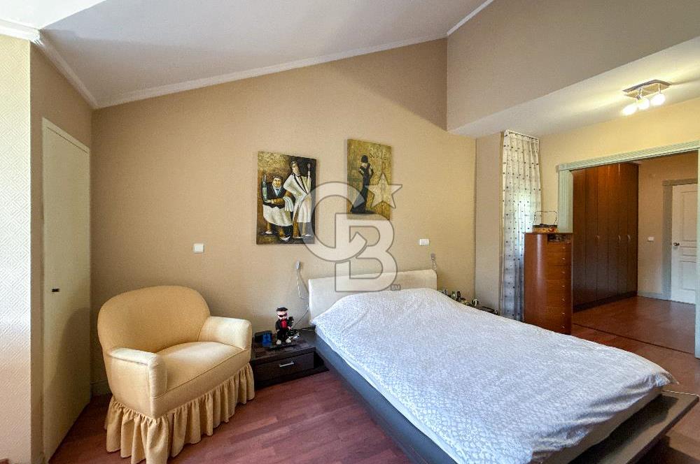 Bahçeşehir Şelale Villaların'da Satılık 5+2 villa