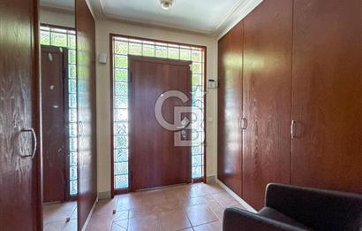 Bahçeşehir Şelale Villaların'da Satılık 5+2 villa