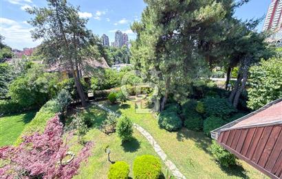 Bahçeşehir Şelale Villaların'da Satılık 5+2 villa