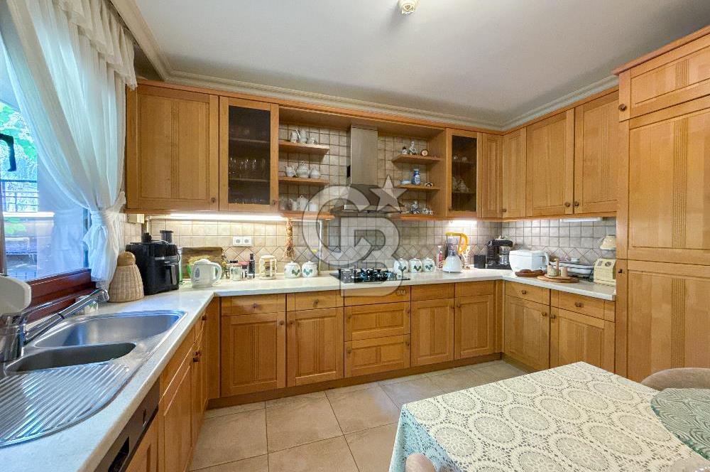 Bahçeşehir Şelale Villaların'da Satılık 5+2 villa
