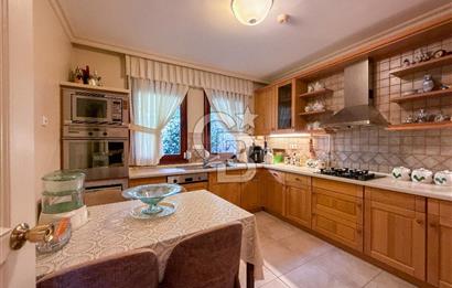 Bahçeşehir Şelale Villaların'da Satılık 5+2 villa