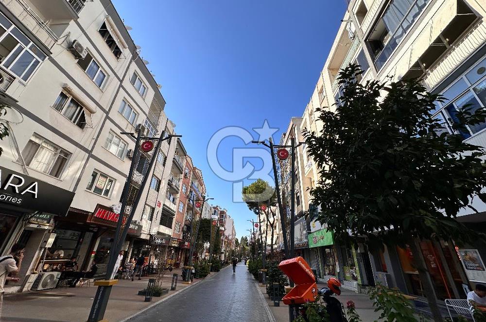 Menemen Lise Yolu Üzeri Satılık 3+1 Geniş Daire