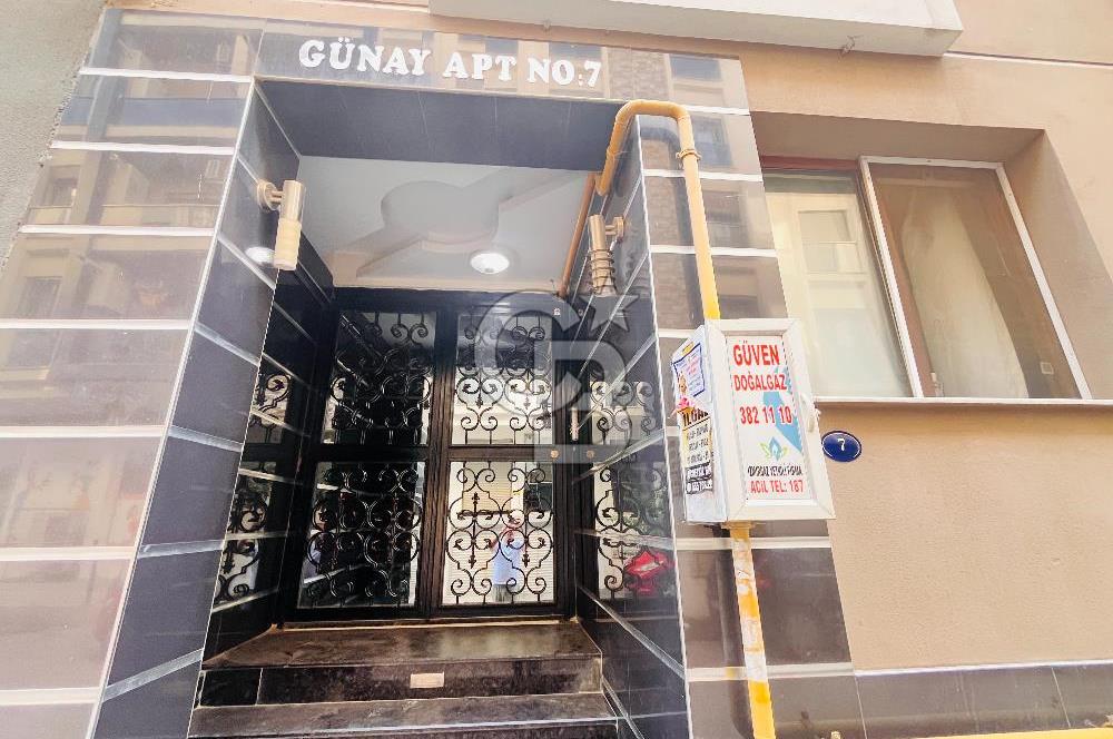 Şemikler İzban Yakını,Bakımlı,Ebeveyn Banyolu Satılık 2+1 Daire 