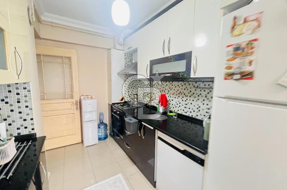 Şemikler İzban Yakını,Bakımlı,Ebeveyn Banyolu Satılık 2+1 Daire 