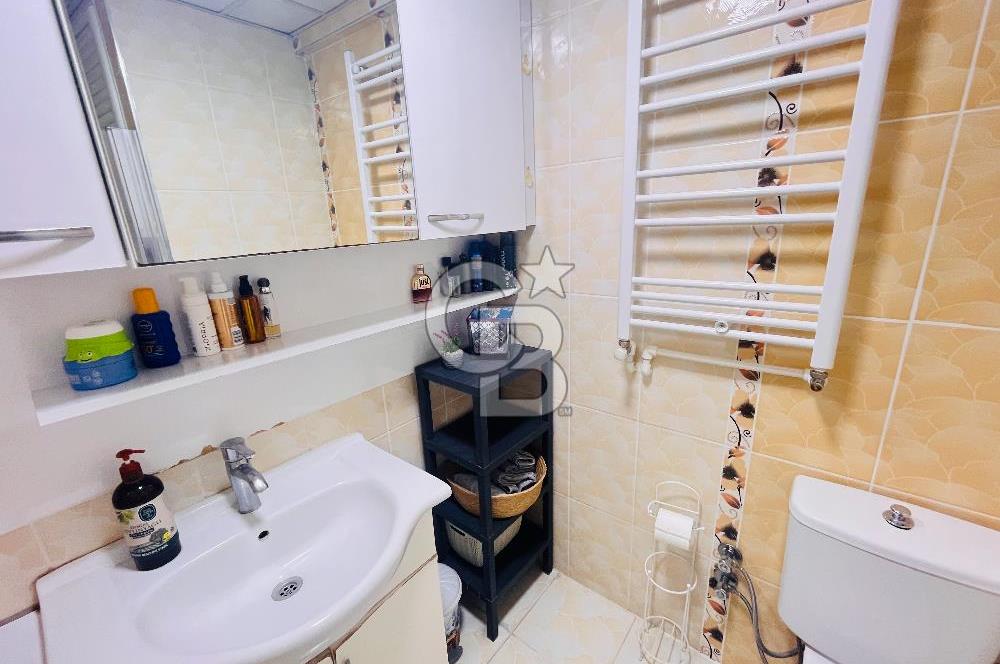 Şemikler İzban Yakını,Bakımlı,Ebeveyn Banyolu Satılık 2+1 Daire 