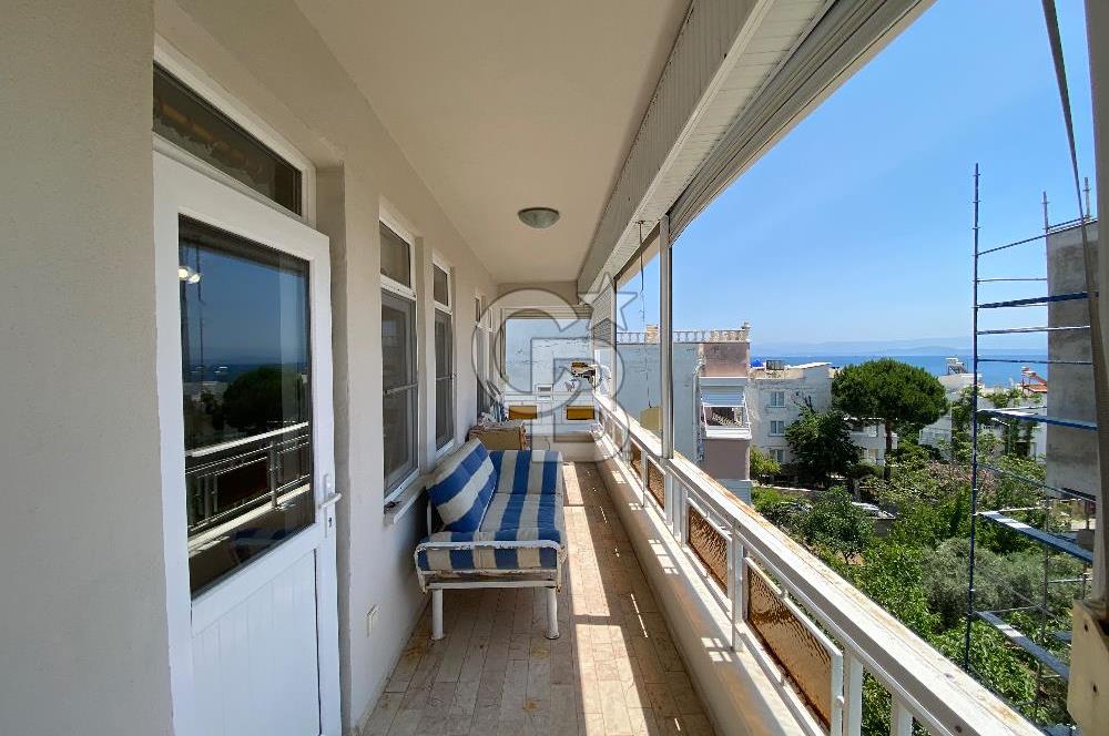 Altınoluk’ta Denize 100 Metre Deniz Manzaralı 3+1 Dubleks Daire