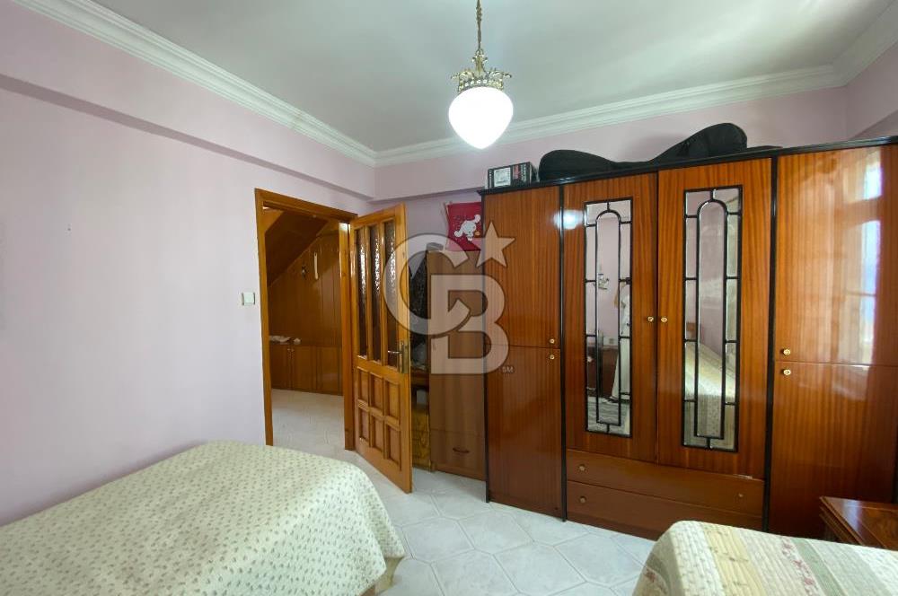 Altınoluk’ta Denize 100 Metre Deniz Manzaralı 3+1 Dubleks Daire