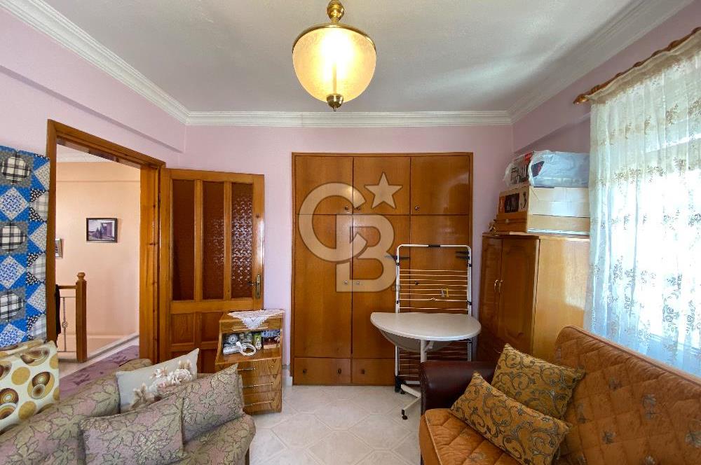 Altınoluk’ta Denize 100 Metre Deniz Manzaralı 3+1 Dubleks Daire
