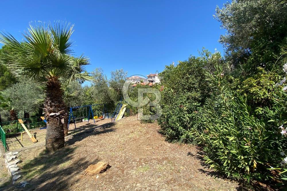 Altınoluk’ta Site İçerisinde Deniz Manzaralı Satılık 2+1 Daire