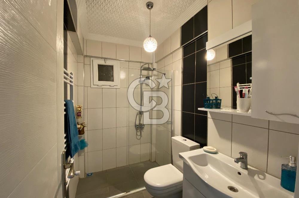 Altınoluk’ta Site İçerisinde Deniz Manzaralı Satılık 2+1 Daire