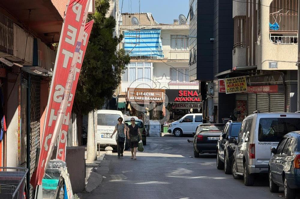 İzmir Karabağlar Bozyaka' da Satılık Dükkan