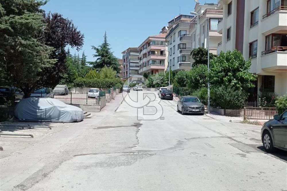 DİKMEN CADDESİ YAKINI GENİŞ ARA KAT 3+1 SATILIK DAİRE