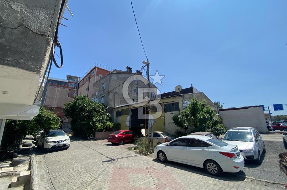 İSTANBUL BÜYÜKÇEKMECE'DE SATILIK DÜKKAN+BİNA