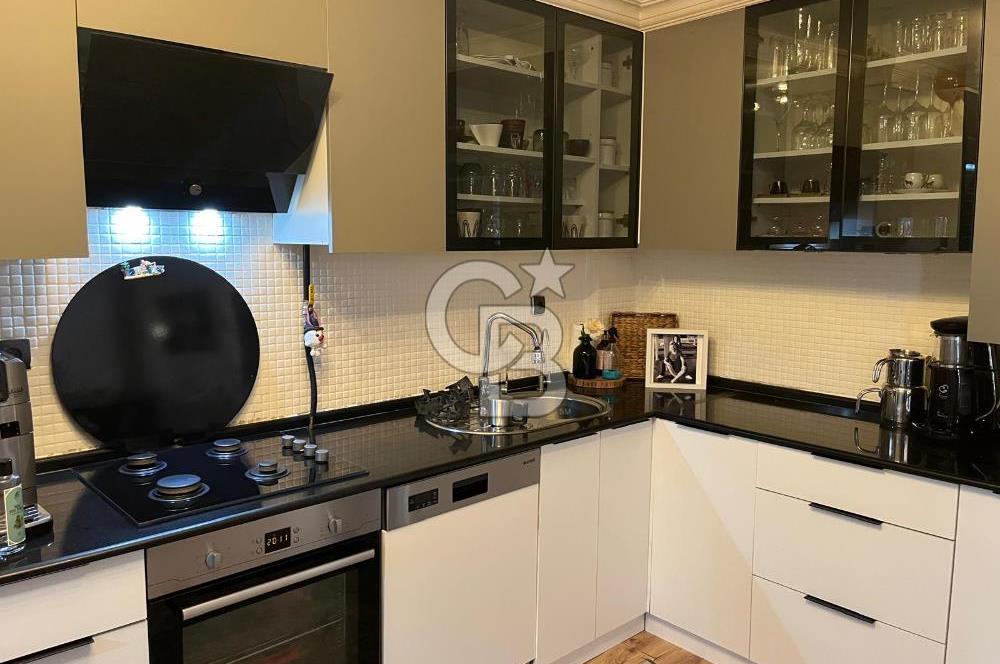 İzmir Karabağlar Selvili Mahallesi 3+1 Satılık Lüks Daire