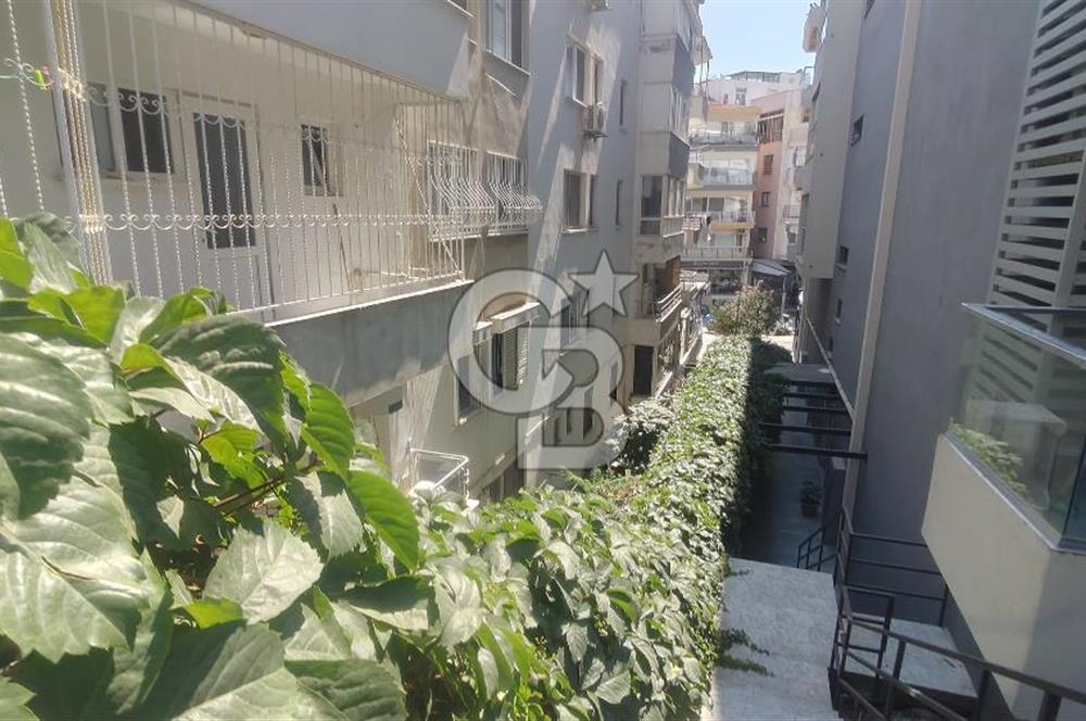 Kuşadası Marina'ya Yürüme Mesafesi, 2+1 Fırsat Daire