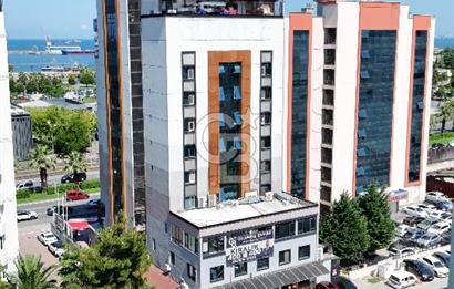 CB/PARK RUŞEN OKUL'DAN CUMHURİYET MEYDANINDA KOMPLE KİRALIK BİNA