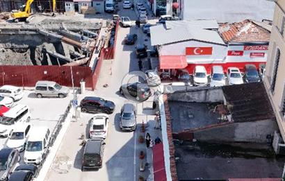 CB/PARK RUŞEN OKUL'DAN CUMHURİYET MEYDANINDA KOMPLE KİRALIK BİNA