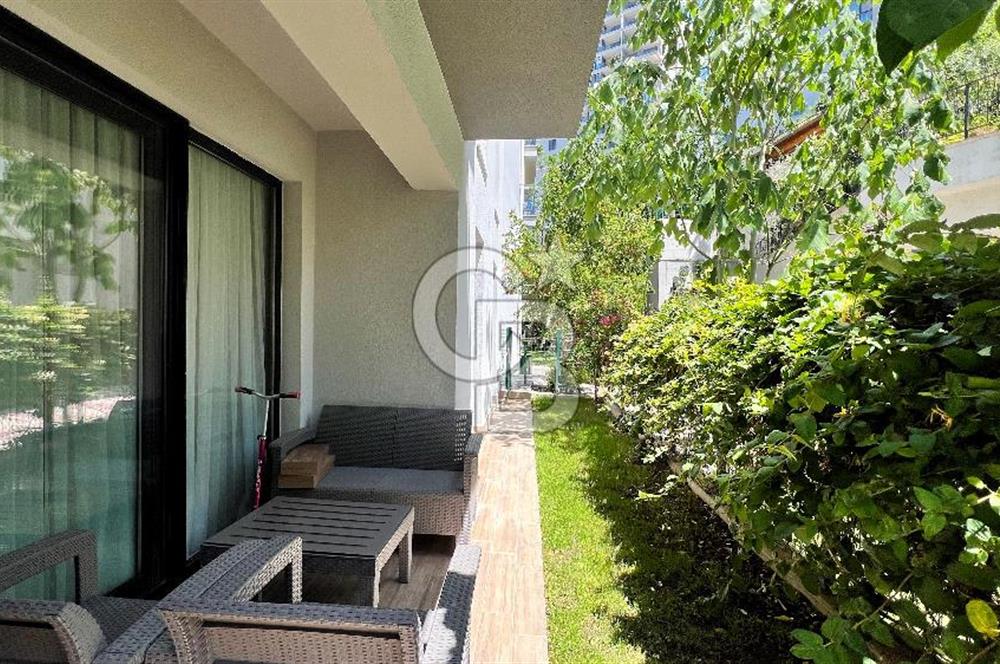 Parkyaşam Santorini'de Bahçeli 3+1 Satılık Daire