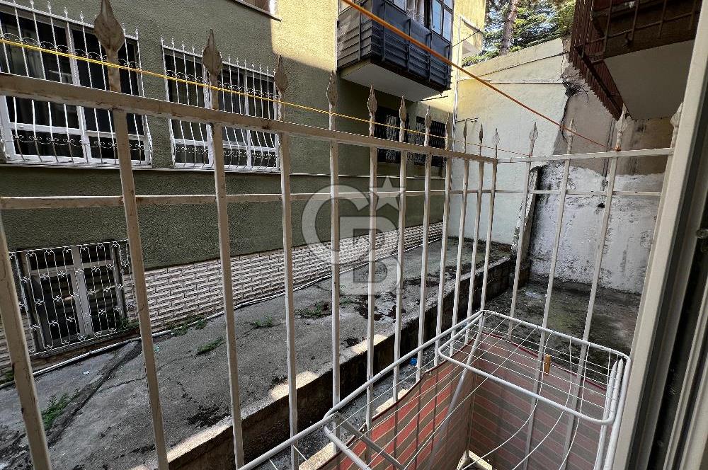 G.O.P'ta UĞUR MUMCU SOKAKTA KOTTA EŞYALI 1+1 DAİRE