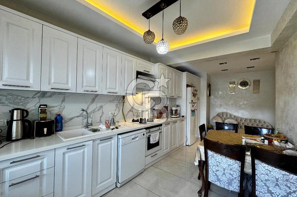 Göztepe'de Dubleks 4 + 1 Satılık Daire