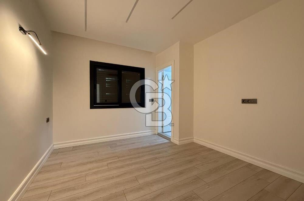 Çeşme Ilıca'da Satılık 4 + 1 Dubleks Villa