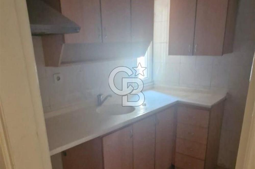 Alsancak'ta Harika Konumda 2+1 Ara Kat Daire