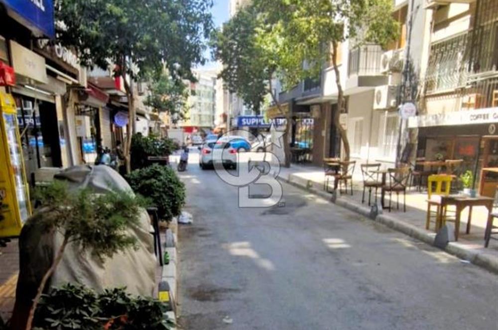Alsancak'ta Harika Konumda 2+1 Ara Kat Daire