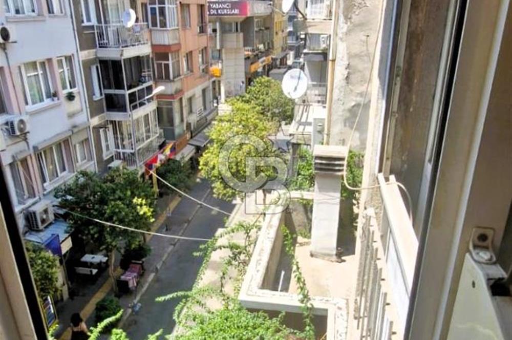 Alsancak'ta Harika Konumda 2+1 Ara Kat Daire