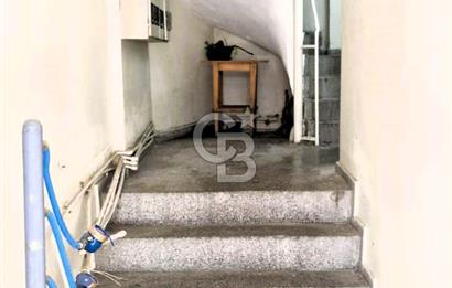 Alsancak'ta Harika Konumda 2+1 Ara Kat Daire